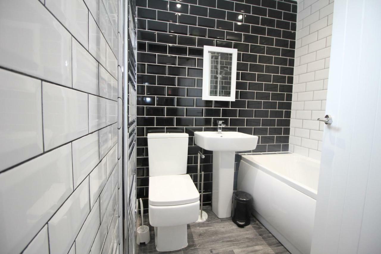 Welcome Home - Close To Town Centre - Full Holiday Home 블랙풀 외부 사진