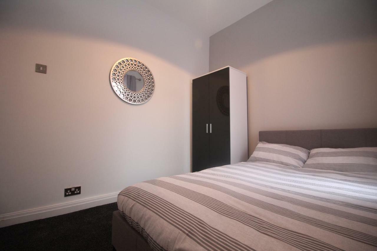 Welcome Home - Close To Town Centre - Full Holiday Home 블랙풀 외부 사진